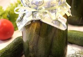 Малосольні огірки у банку: швидкі способи приготування огірків