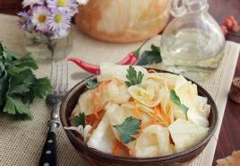 Provencal cabbage - vitamin salad of crispy vegetables Instant Provencal cabbage in large pieces recipe