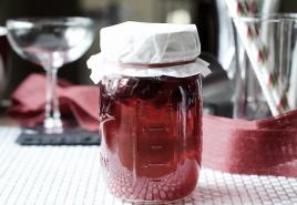 Рецепти за червена боровинка водка у дома Колко градуса в водка влива с боровинки