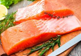 Ružičasti losos: korisna svojstva, kontraindikacije, koristi i štete